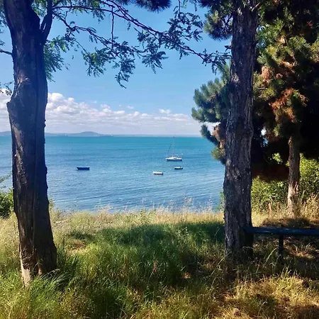 Budget First Sea Line Apt. Flora Apartament