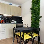 Budget First Sea Line Apt. Flora Apartment Pomorie