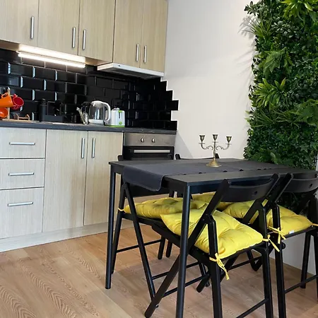 아파트 Budget First Sea Line Apt. Flora