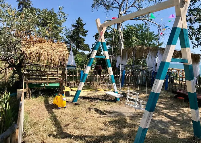 Budget First Sea Line Apt. Flora Pomorie