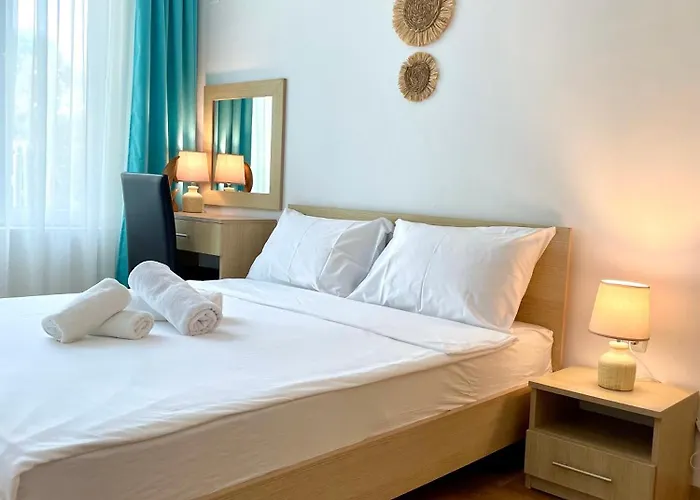 Budget First Sea Line Apt. Flora Lejlighed