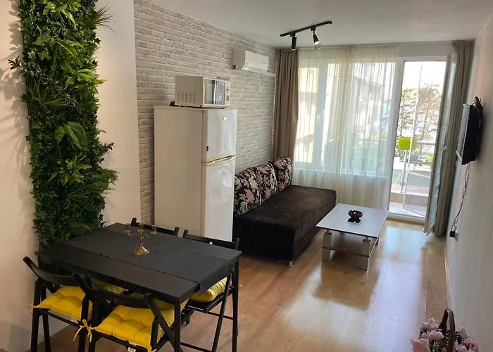 Budget First Sea Line Apt. Flora Lejlighed