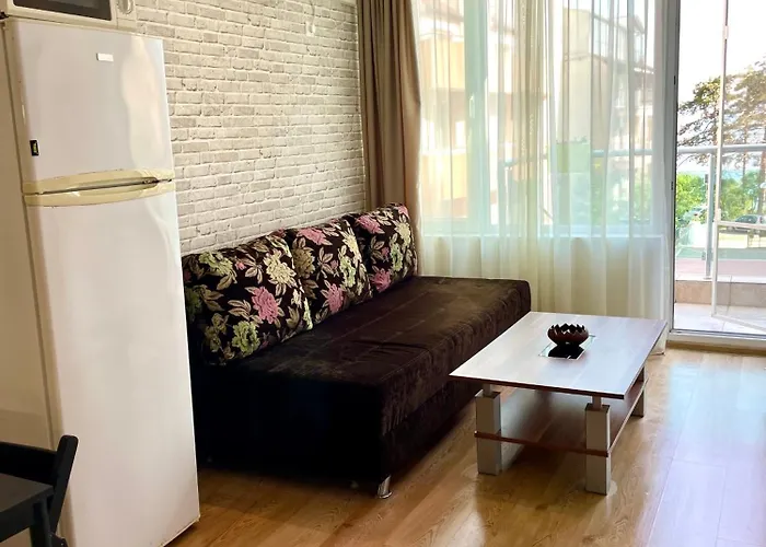 Lejlighed Budget First Sea Line Apt. Flora Pomorie