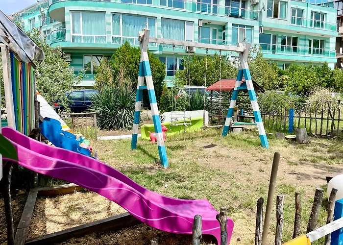 Lejlighed Budget First Sea Line Apt. Flora Pomorie